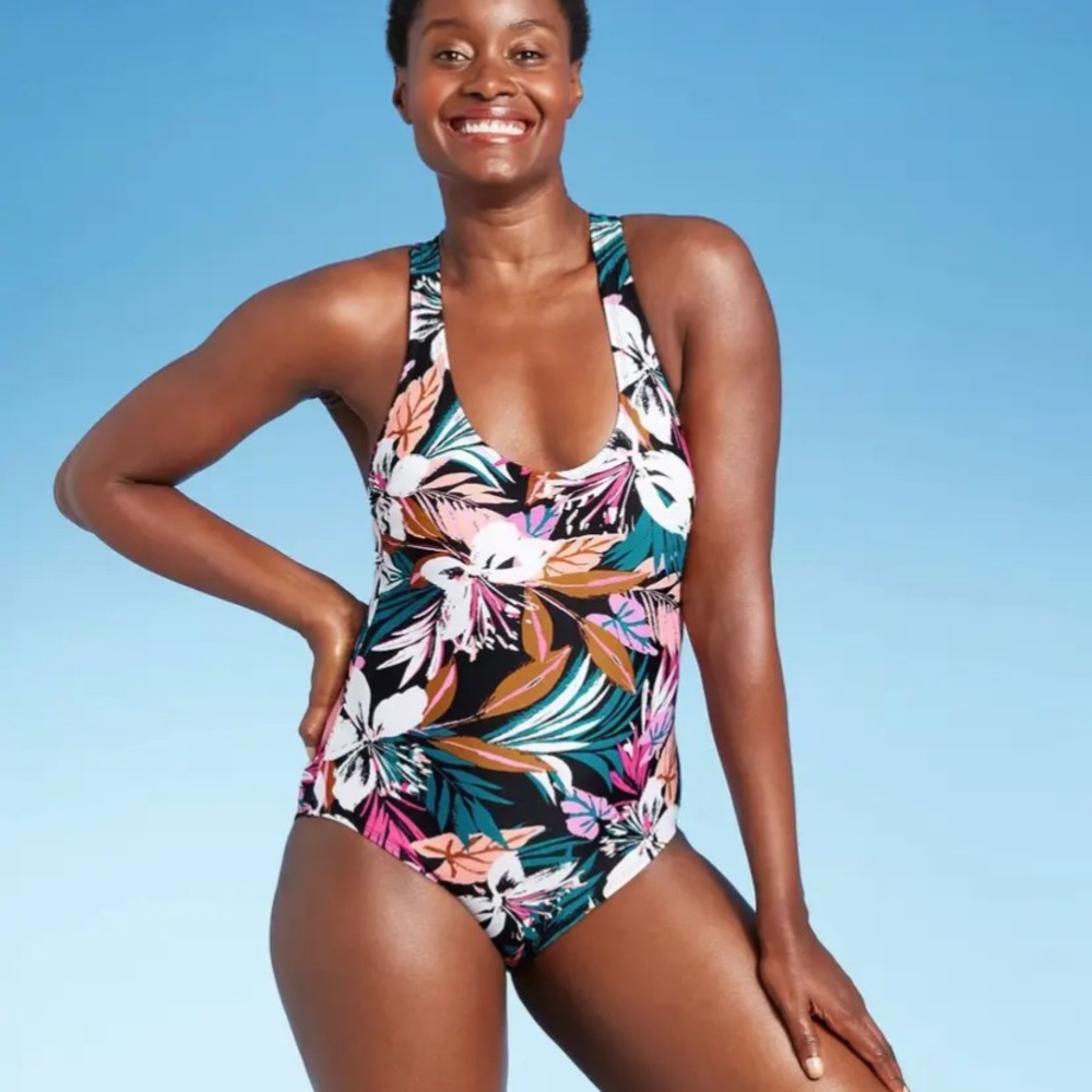 Kona Sol Women's M (8-10) Twist-Back Medium Tropical Print Swimsuit NWOT